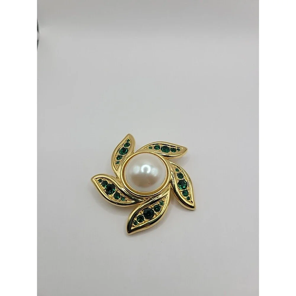 Monet Gold Tone Faux Pearl Green Rhinestone Swirl‎ Brooch Floral Pin Vintage